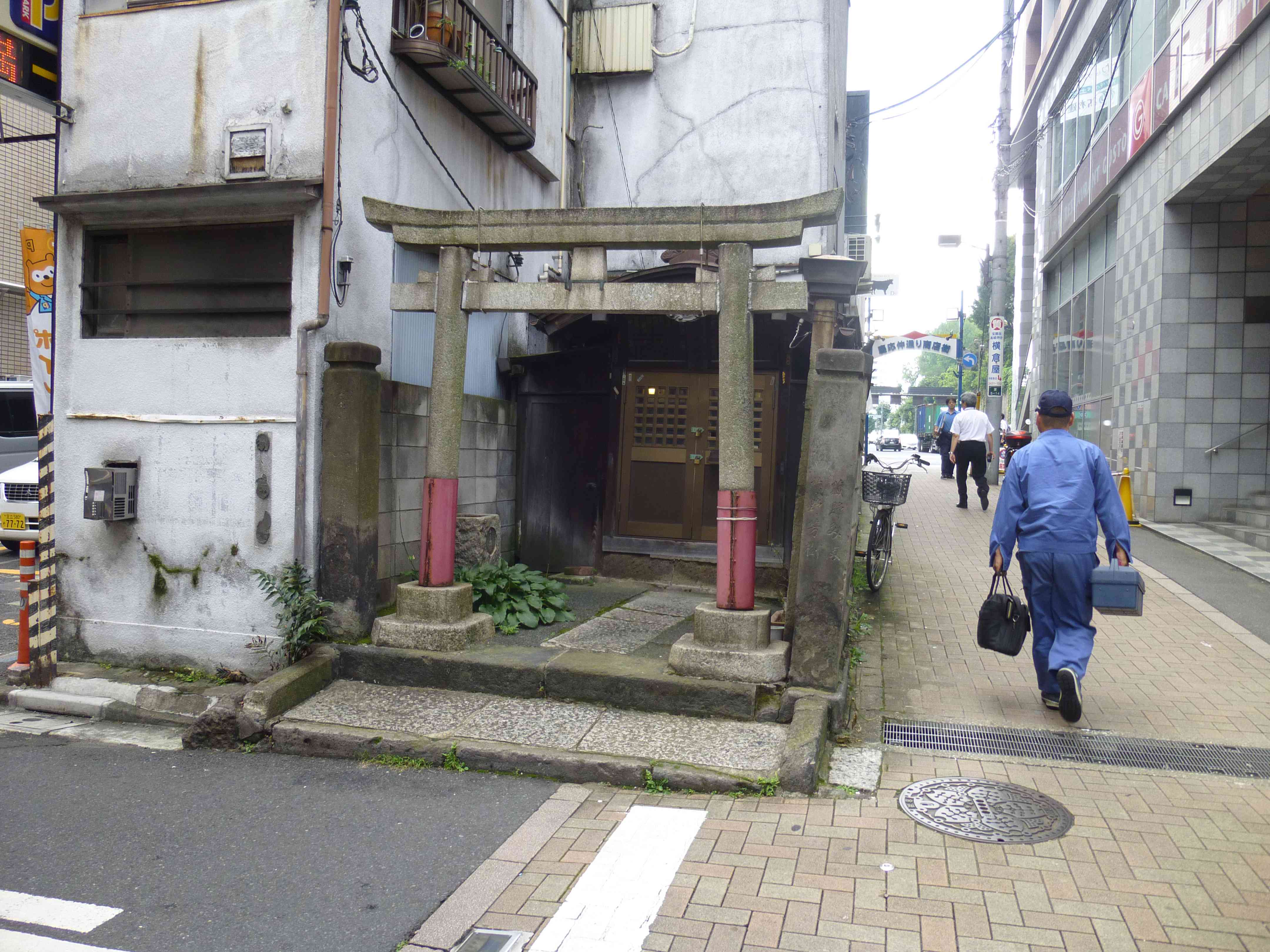 鳥居（昭和十一年五月吉日）