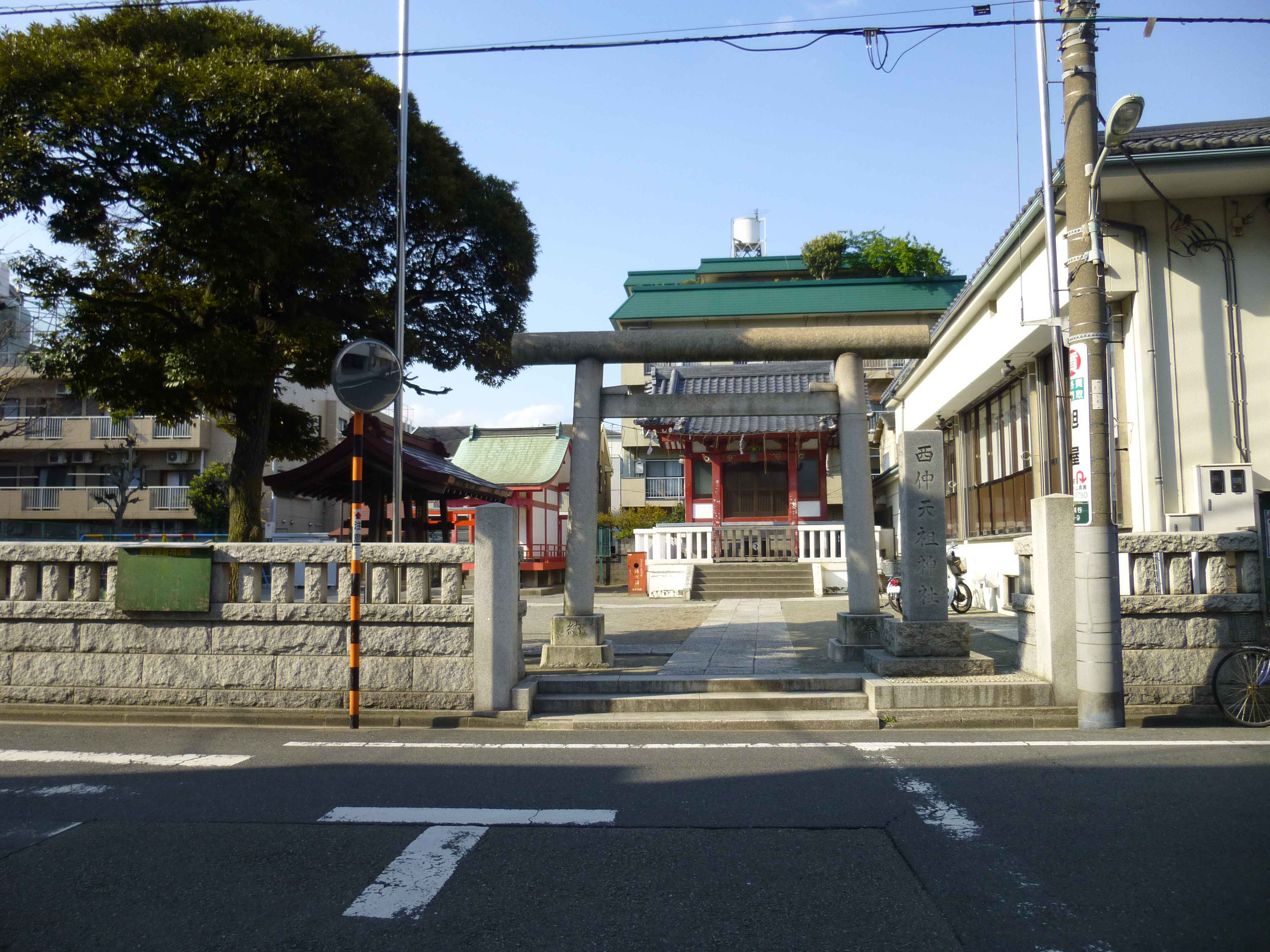 鳥居（昭和四十三年五月吉日（明治百年記念））