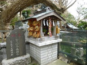 水神社、龍神社